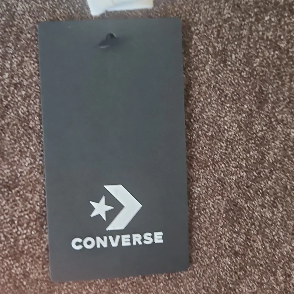 Converse Graphic Long Sleeve Tee